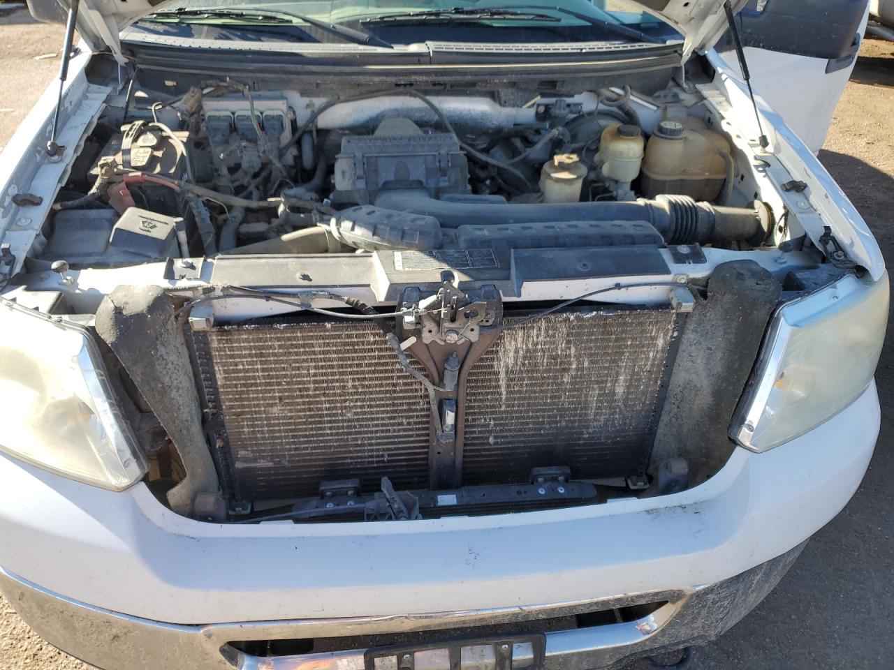 2004 Ford F-150 - Image 13
