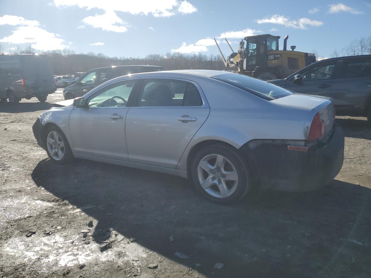 2011 Chevrolet Malibu - Image 2