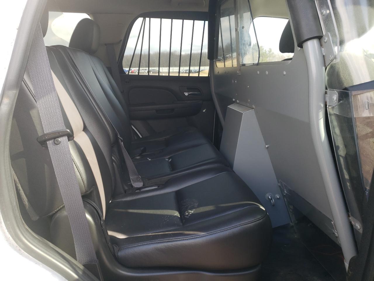 2011 Chevrolet Tahoe - Image 11