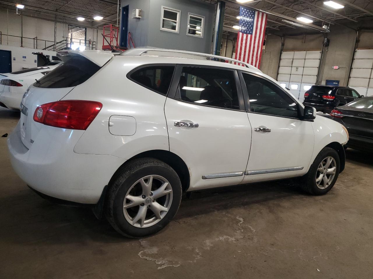 2011 Nissan Rogue - Image 3