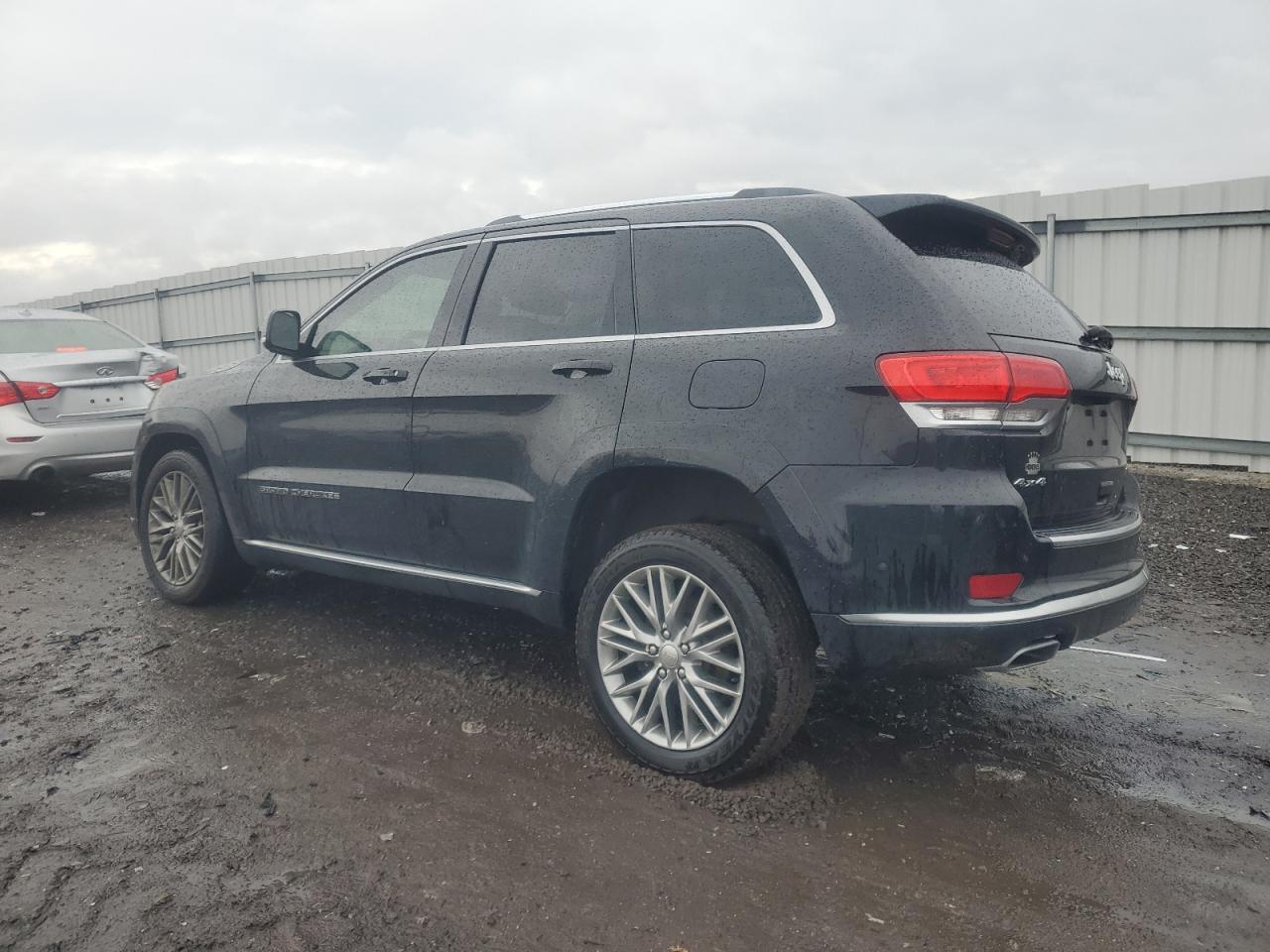 2018 Jeep Grand Cherokee - Image 2
