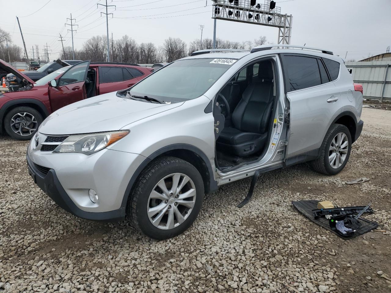 2015 Toyota RAV 4 - Image 1