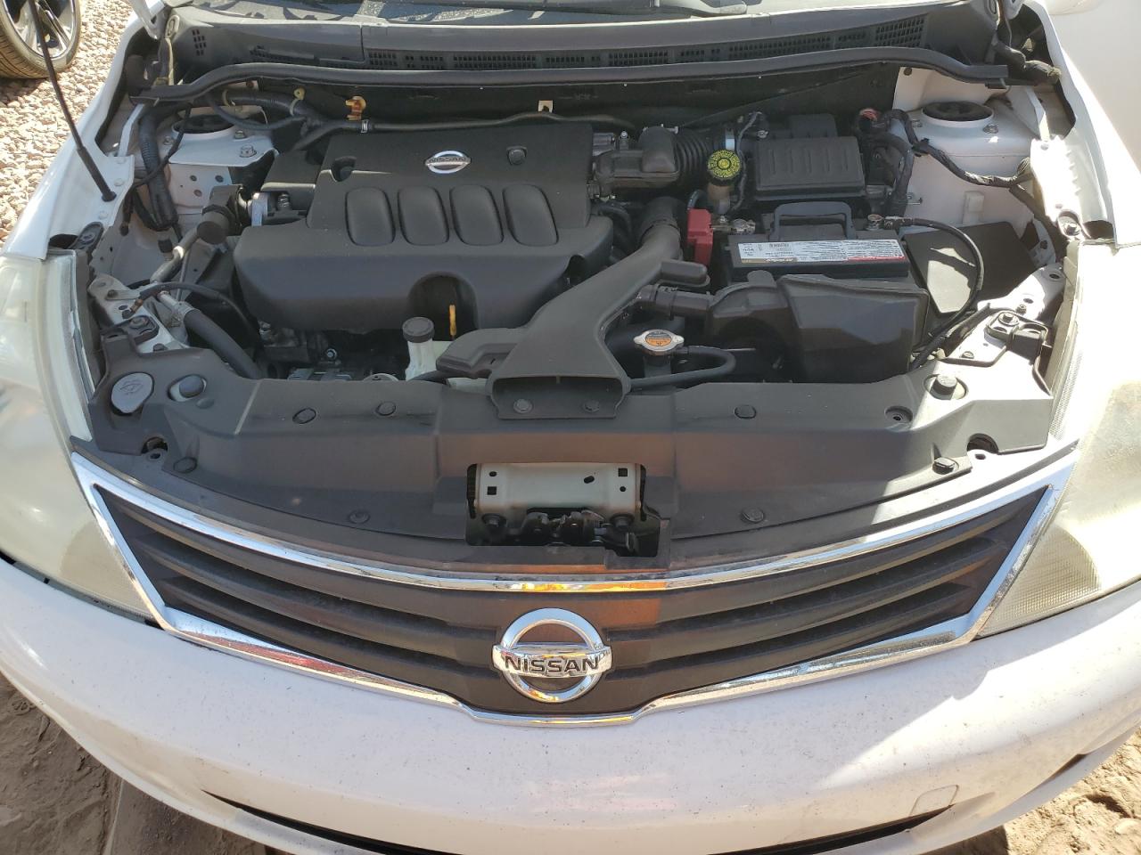 2011 Nissan Versa - Image 13