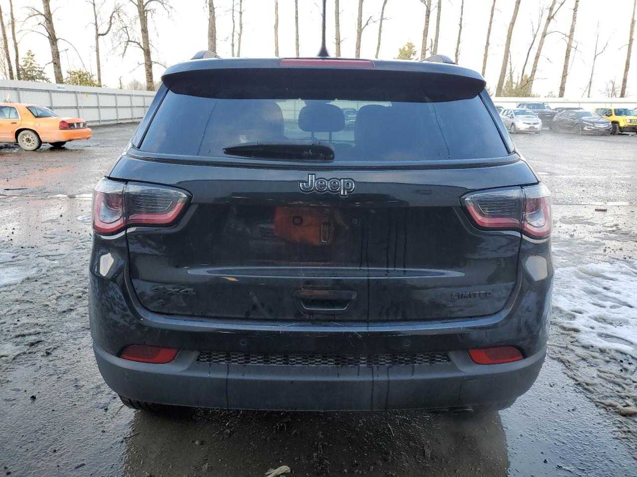 2018 Jeep Compass - Image 6