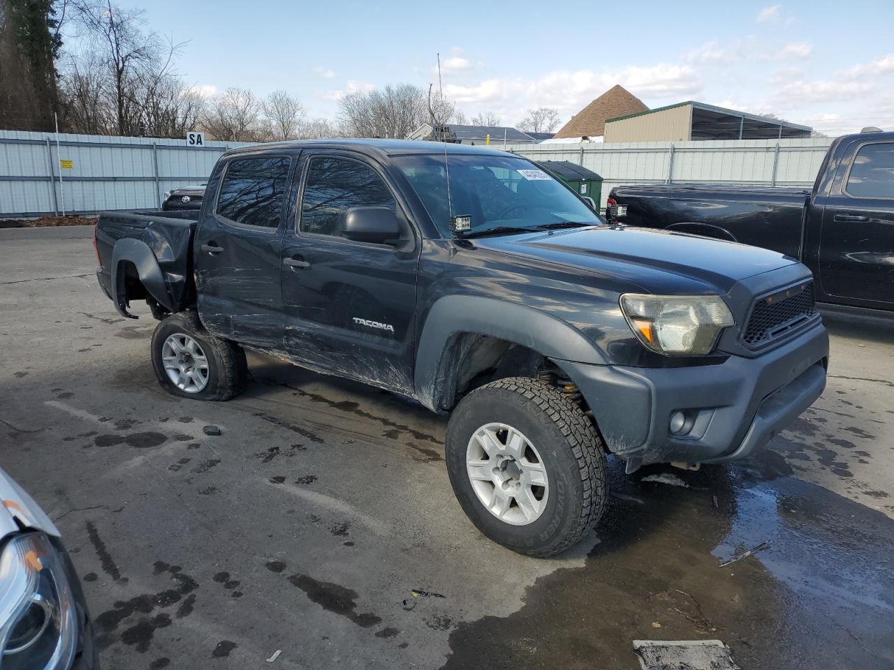 2013 Toyota Tacoma - Image 4