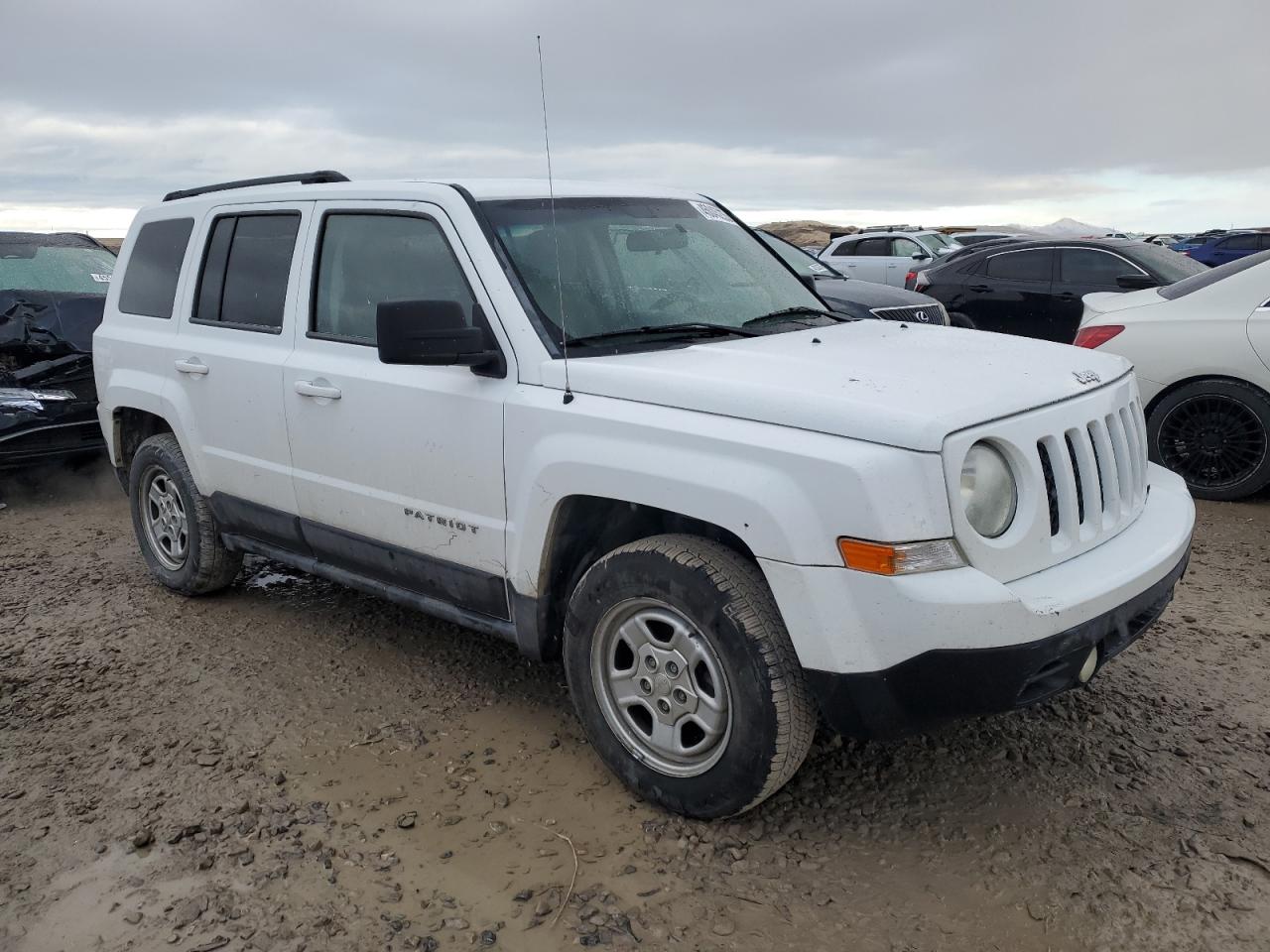 2014 Jeep Liberty (Patriot) - Image 4