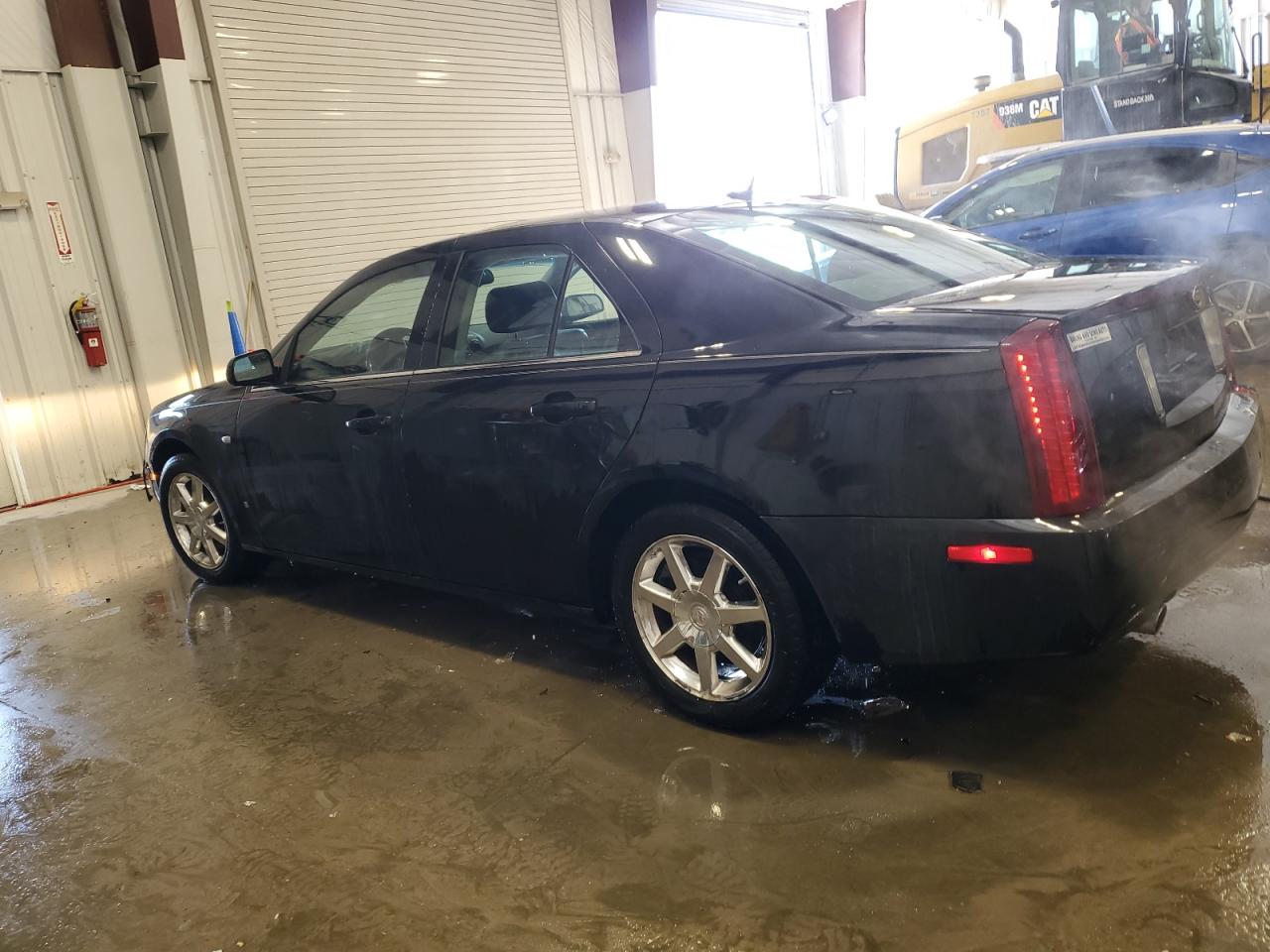 2007 Cadillac STS - Image 2