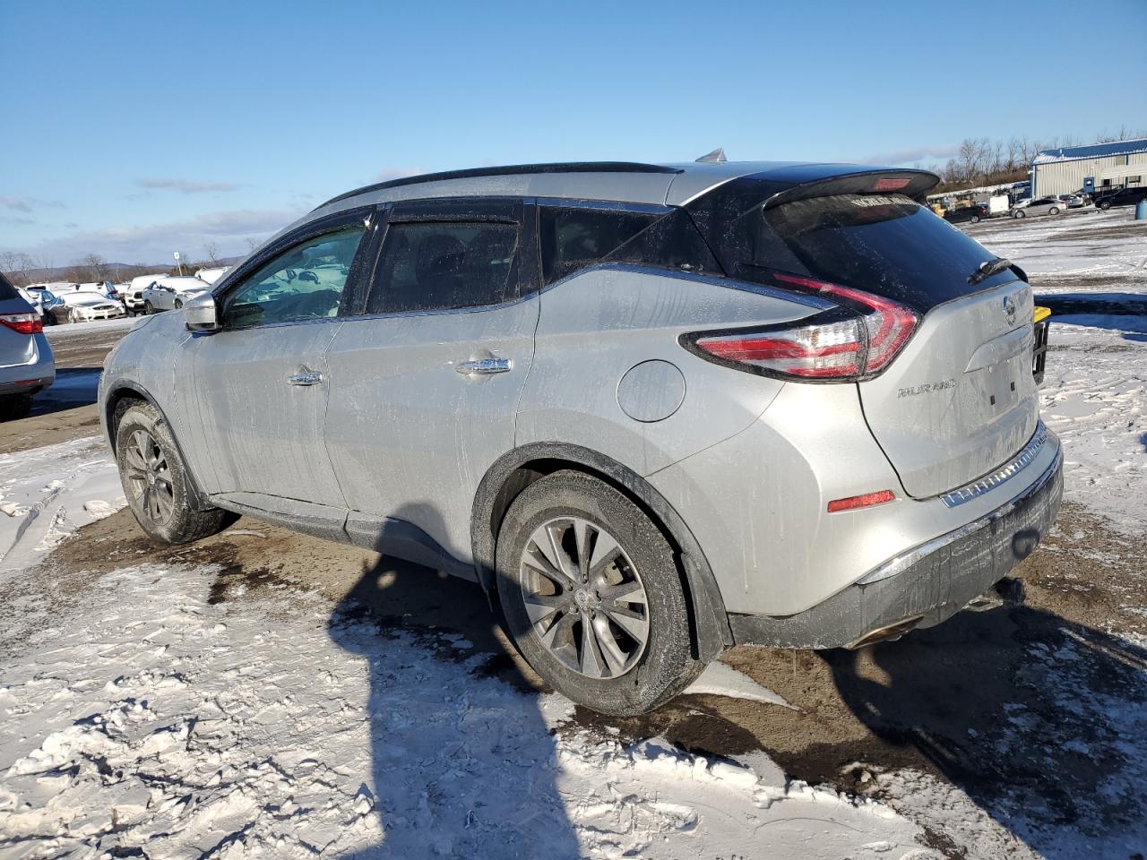 2015 Nissan Murano - Image 2