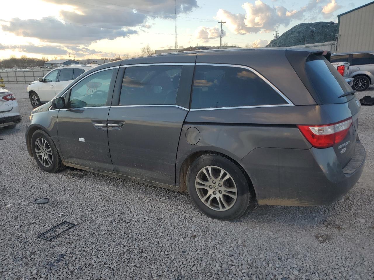 2013 Honda Odyssey - Image 2