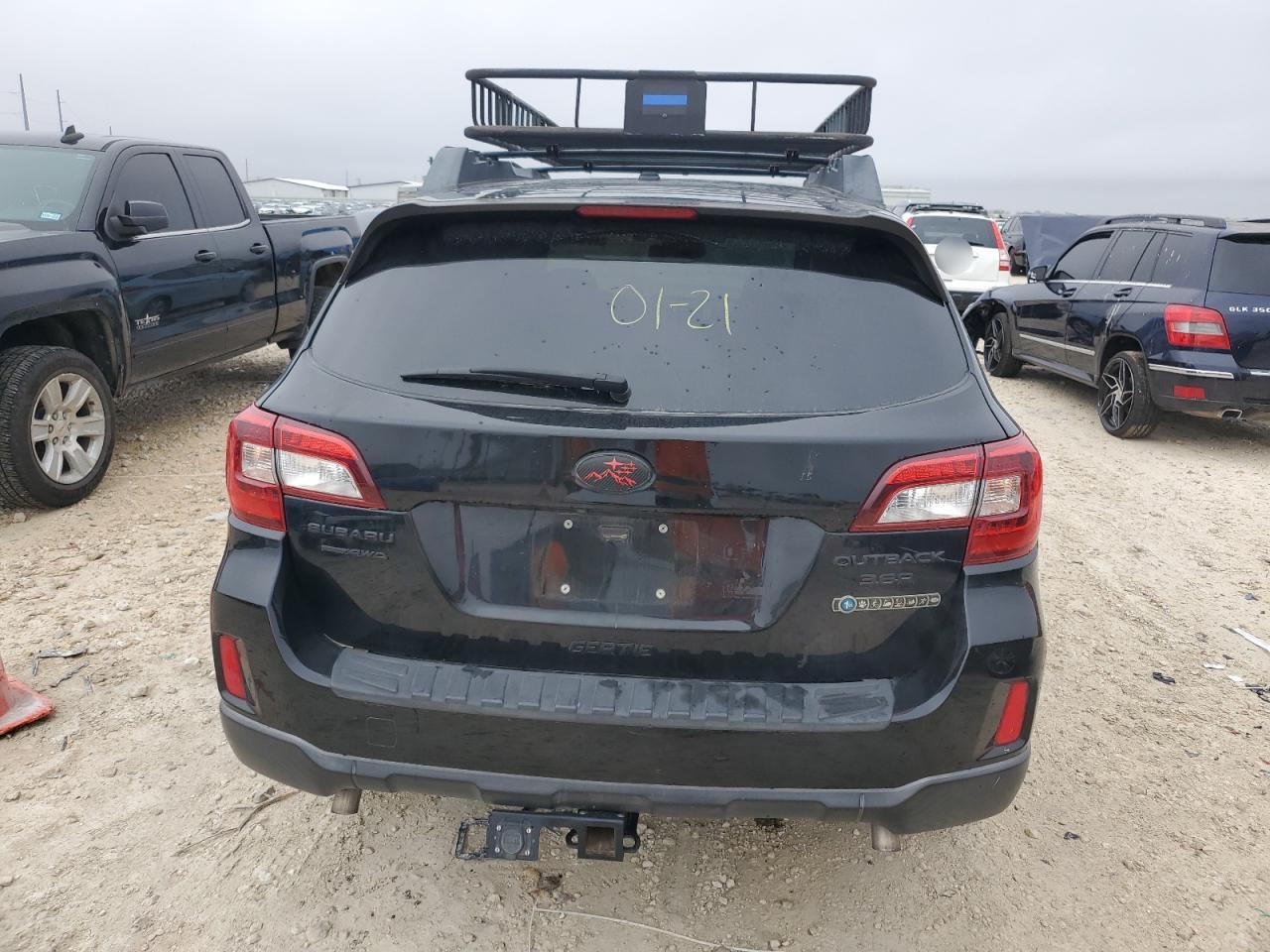 2015 Subaru Outback - Image 6