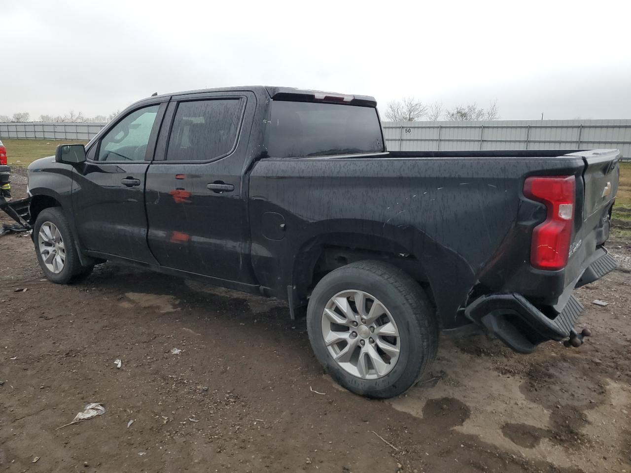 2022 Chevrolet Silverado - Image 2
