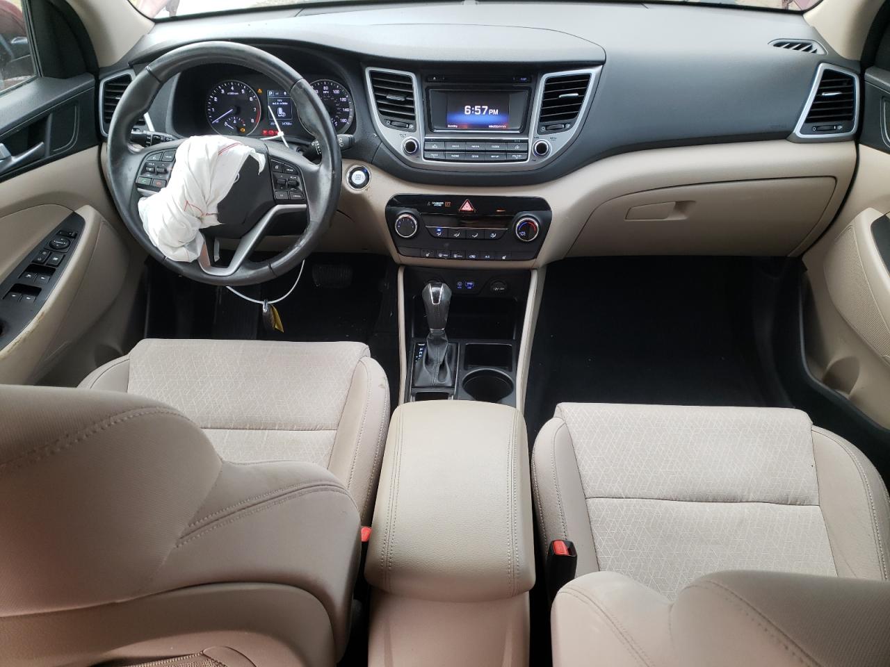 2016 Hyundai Tucson - Image 8
