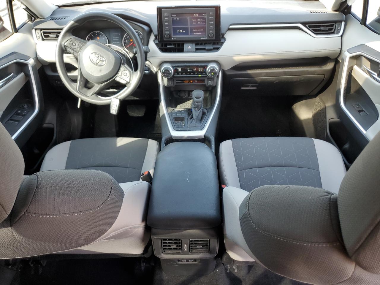 2022 Toyota RAV 4 - Image 8