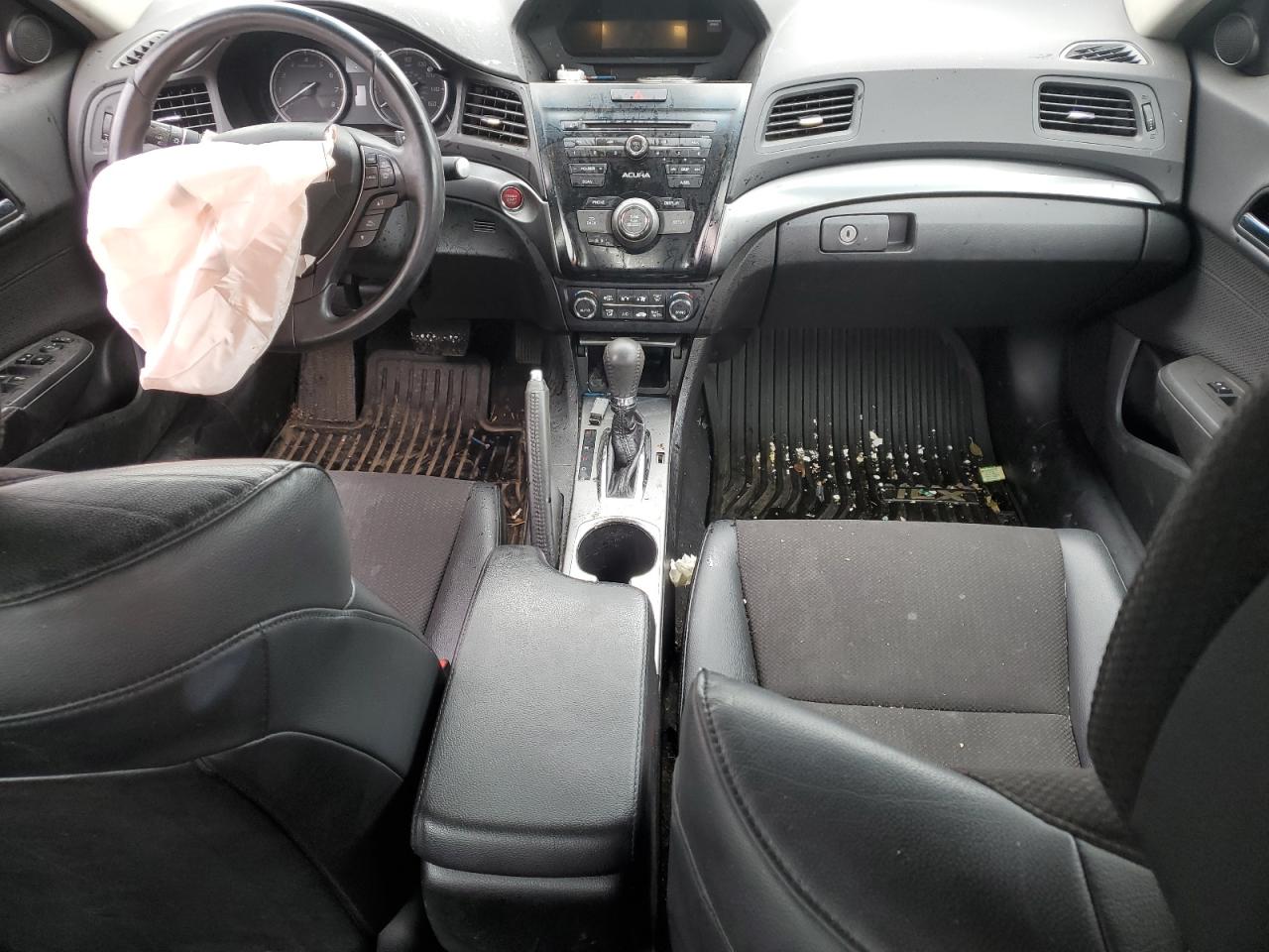2013 Acura ILX - Image 8