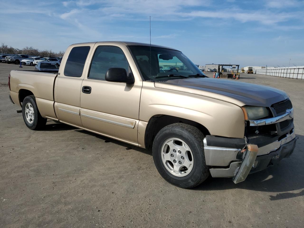 2004 Chevrolet Silverado - Image 4