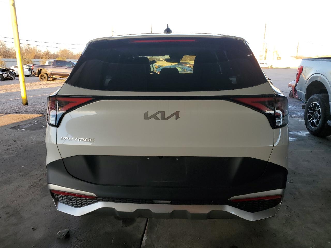 2024 Kia Sportage - Image 6