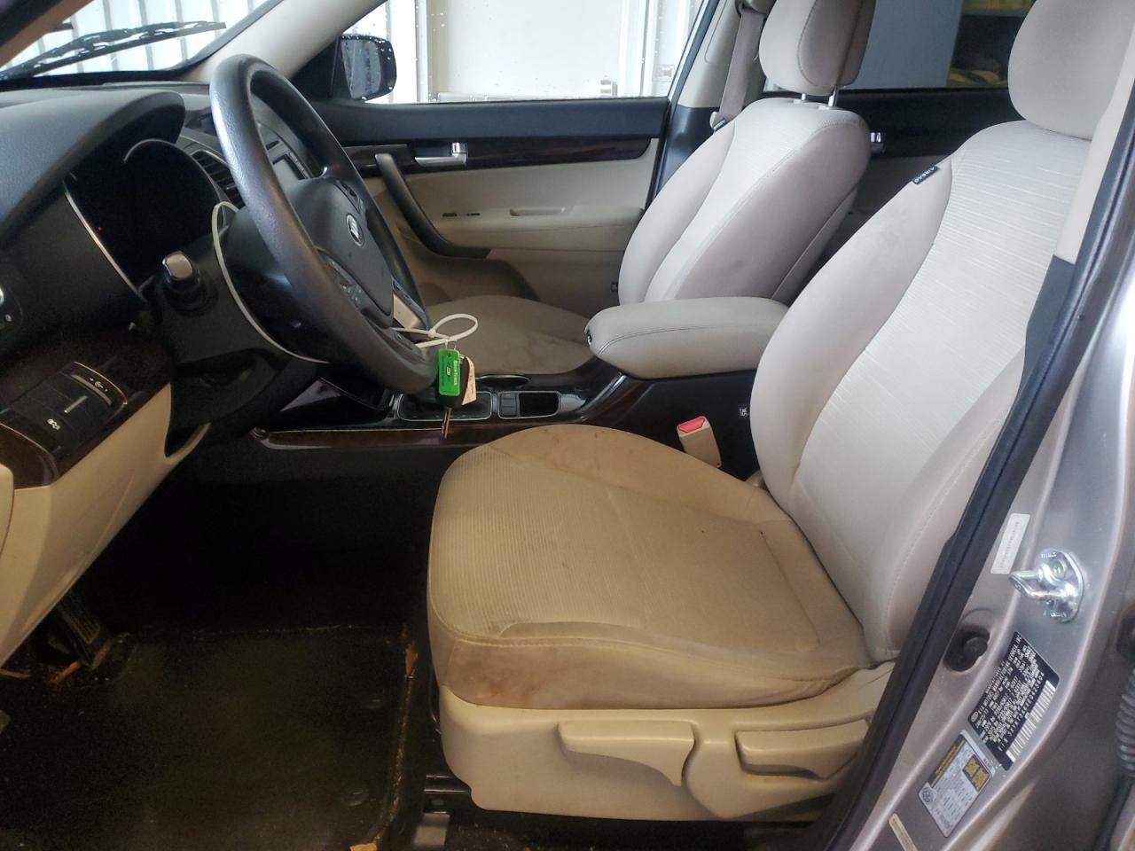 2014 Kia Sorento - Image 7