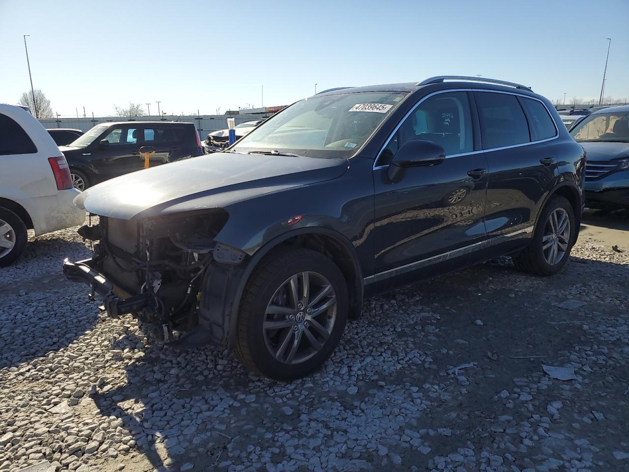 2016 Volkswagen Touareg Sport for Sale in Cahokia Heights, IL - Front End
