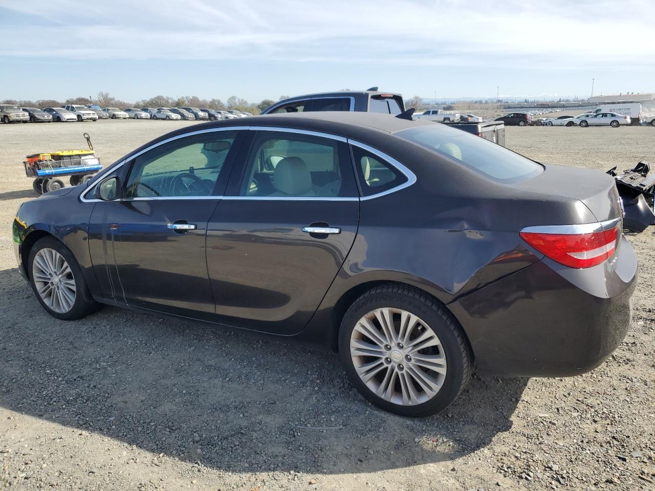 2014 Buick Verano - Image 2