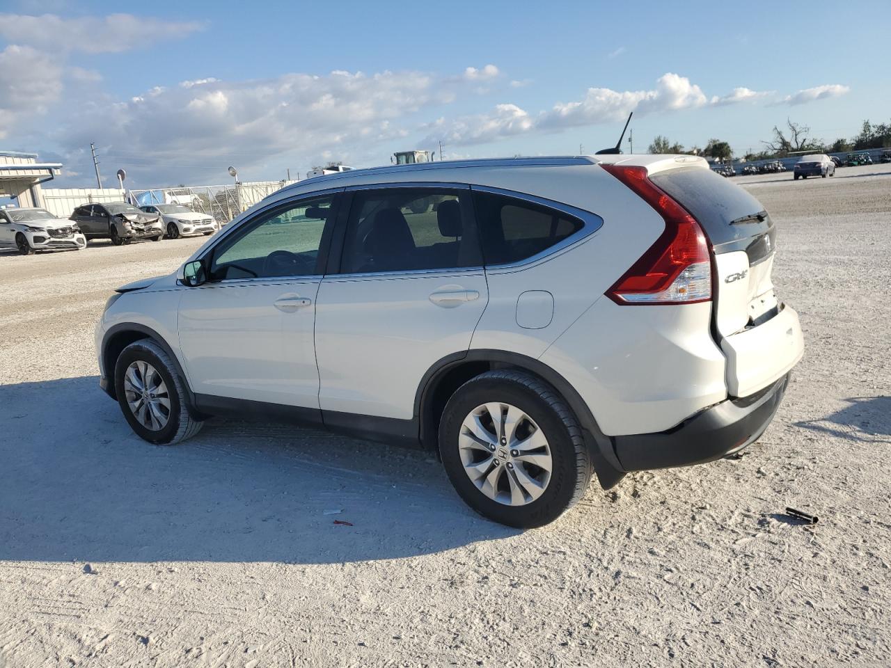 2014 Honda CR-V - Image 2