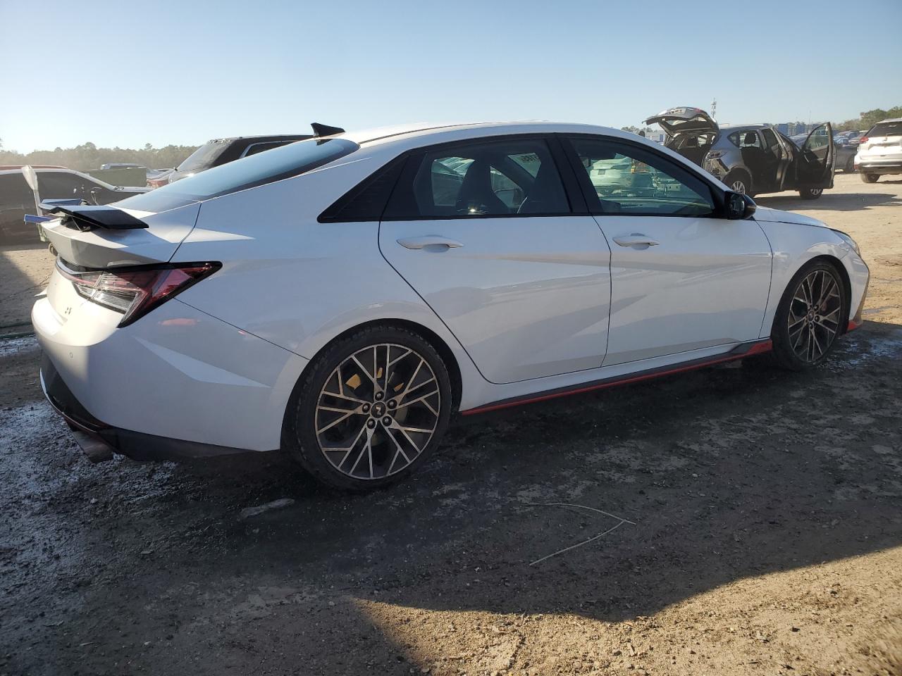 2022 Hyundai Elantra - Image 3