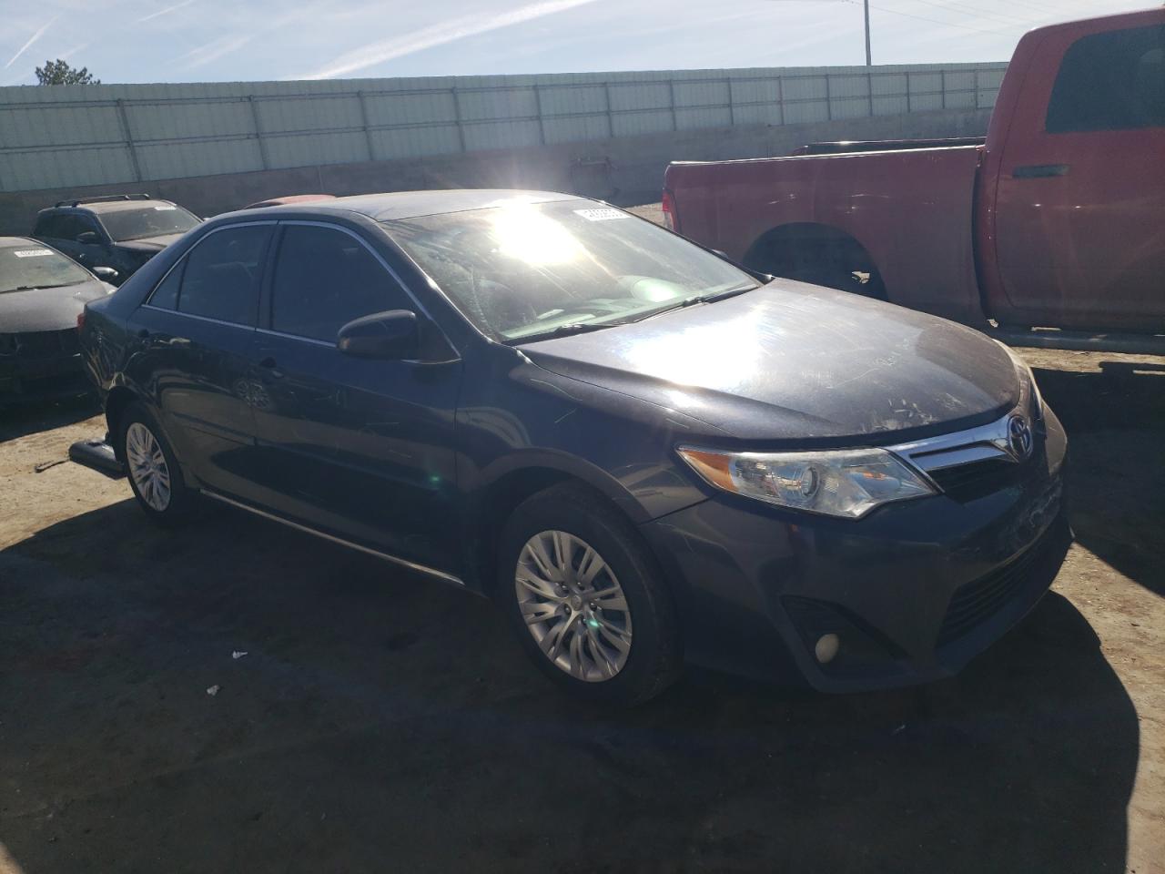 2014 Toyota Camry - Image 4
