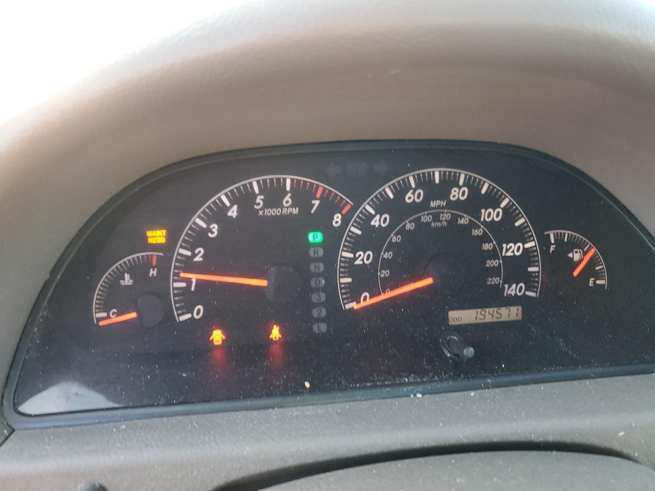 2005 Toyota Camry - Image 9