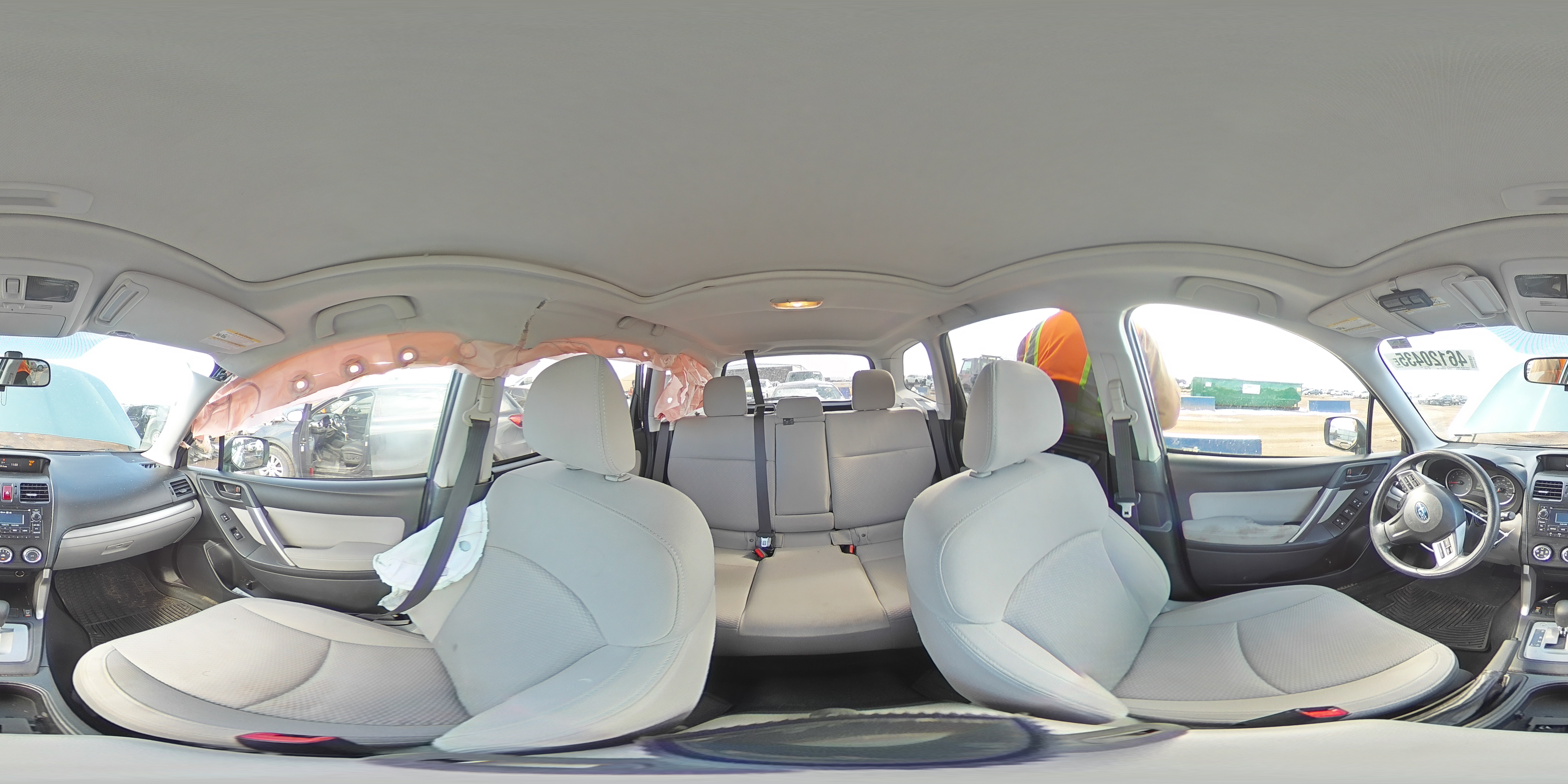 2015 Subaru Forester - Image 13