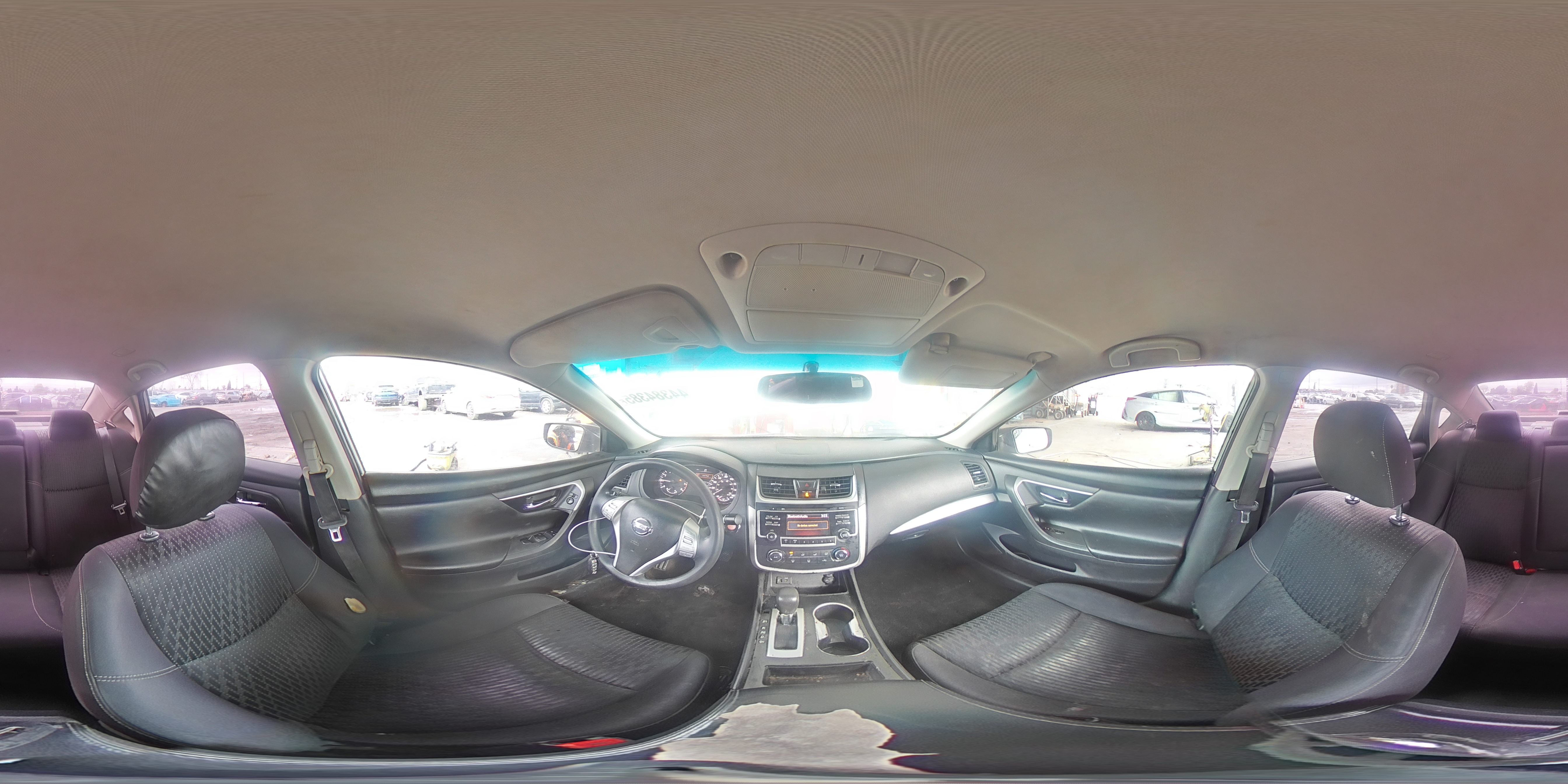2016 Nissan Altima - Image 13