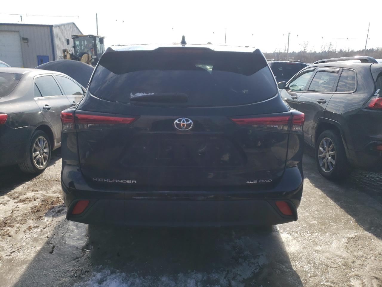 2021 Toyota Highlander - Image 6