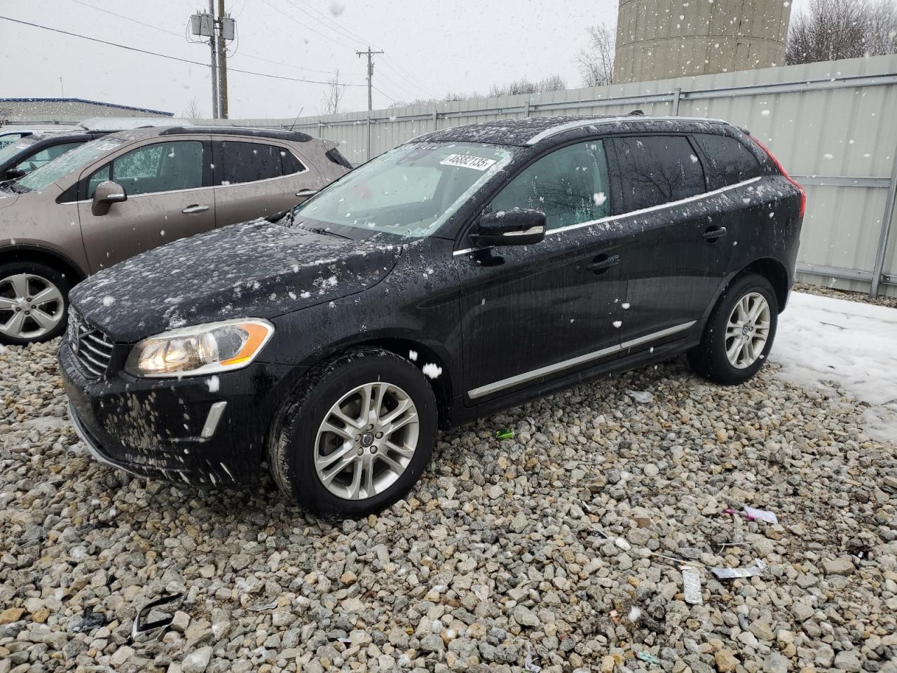 2016 Volvo XC60 - Image 1