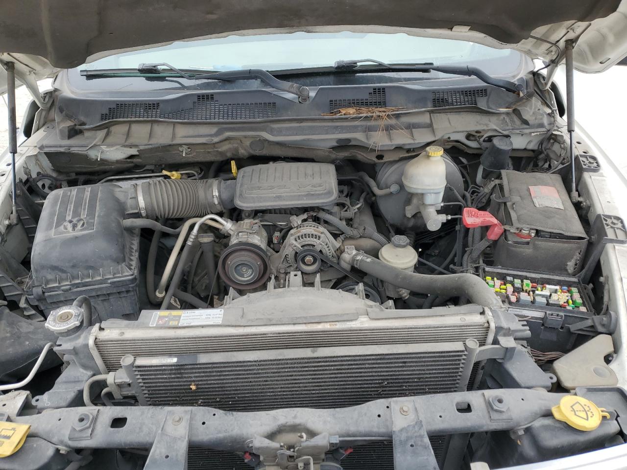 2010 Dodge RAM - Image 11