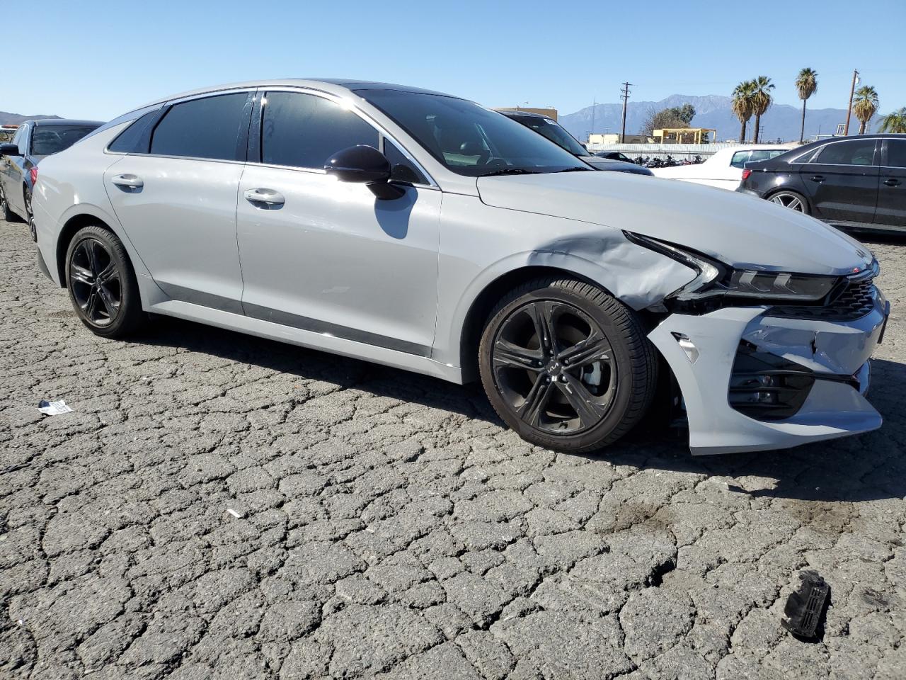 2022 Kia K5 - Image 4
