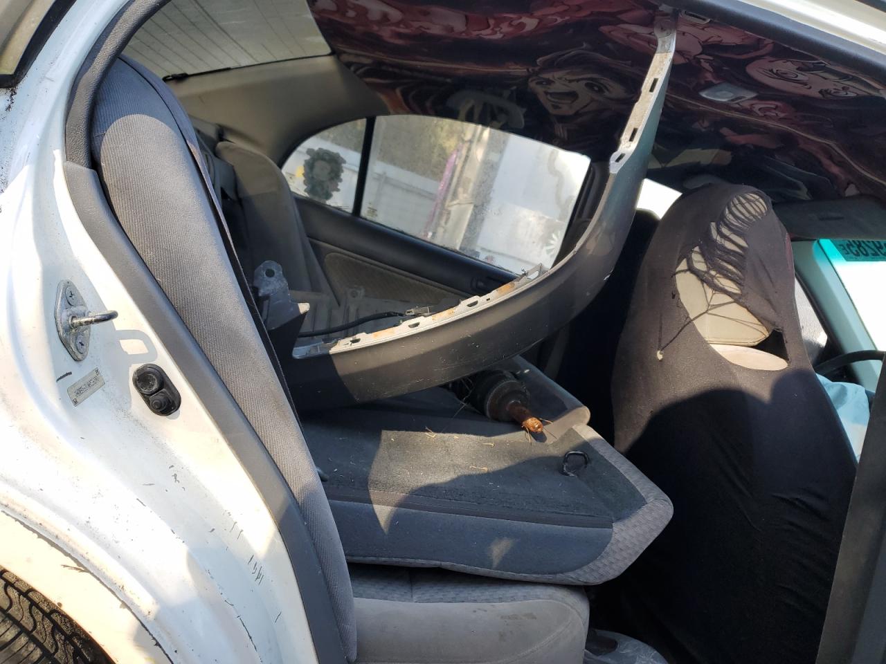 2004 Honda Civic - Image 10