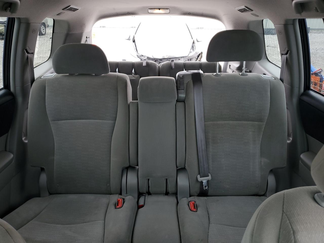 2012 Toyota Highlander - Image 10