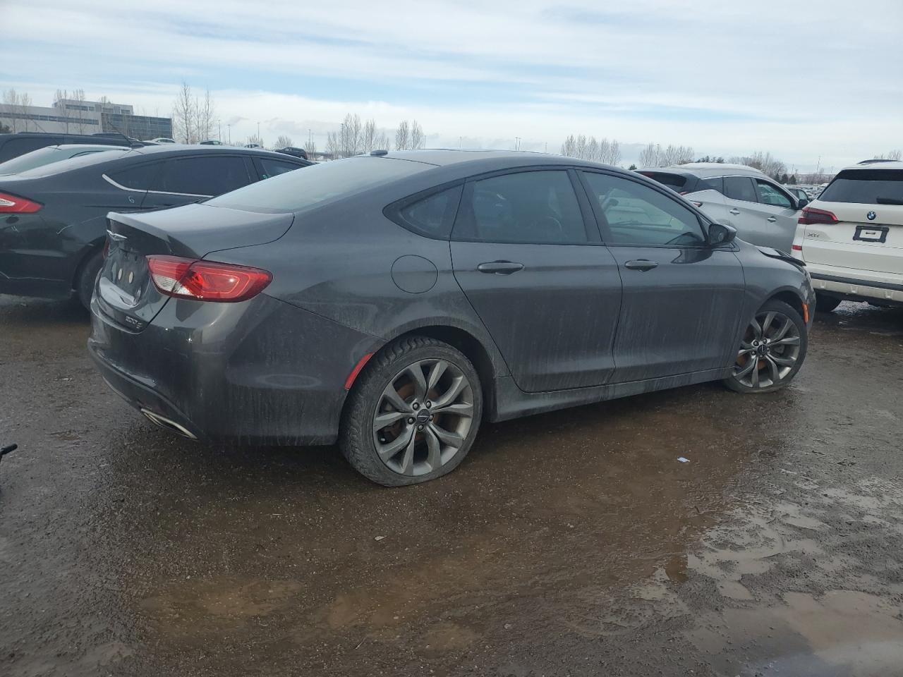 2016 Chrysler 200 - Image 3