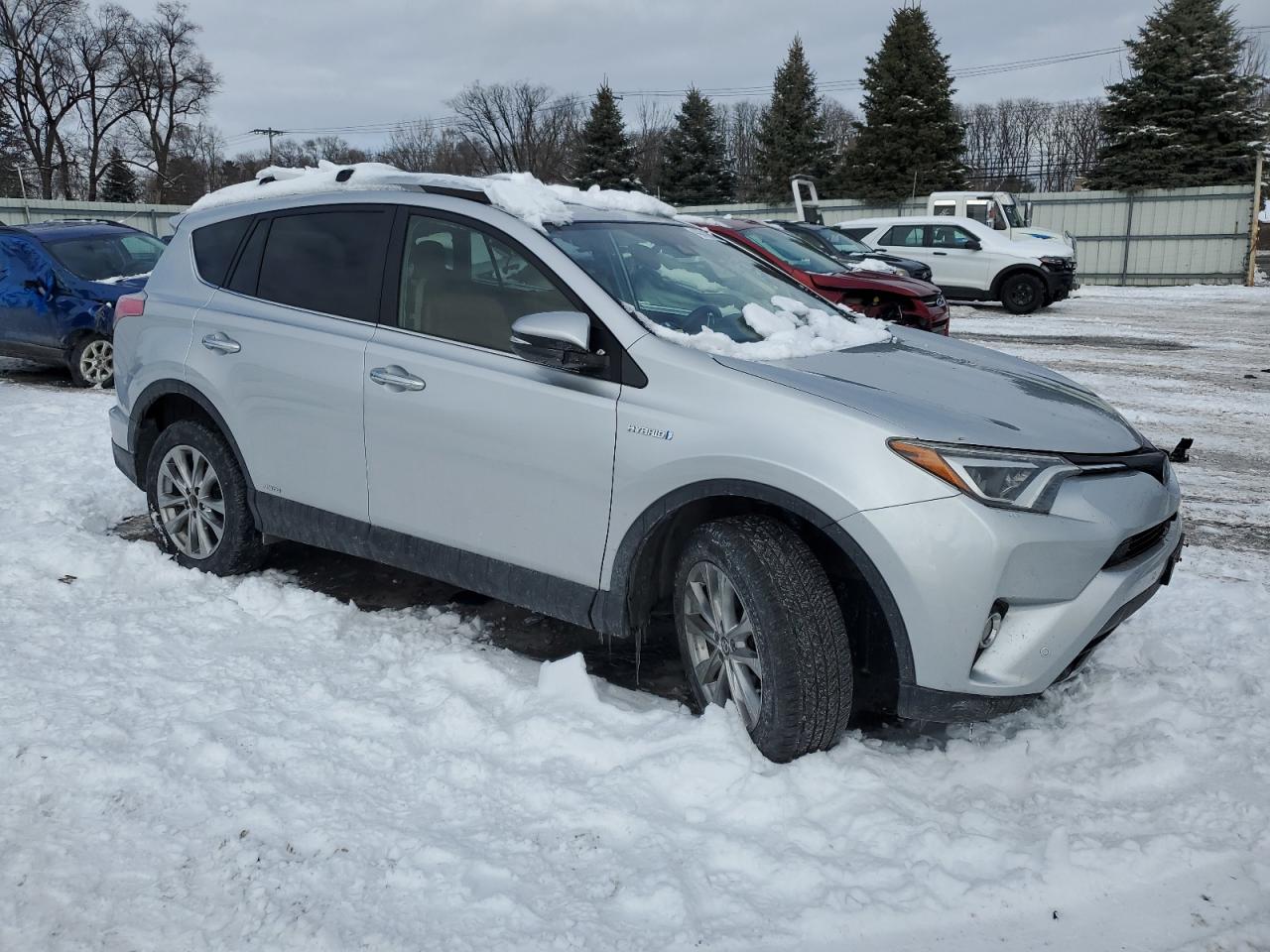 2016 Toyota RAV 4 - Image 4