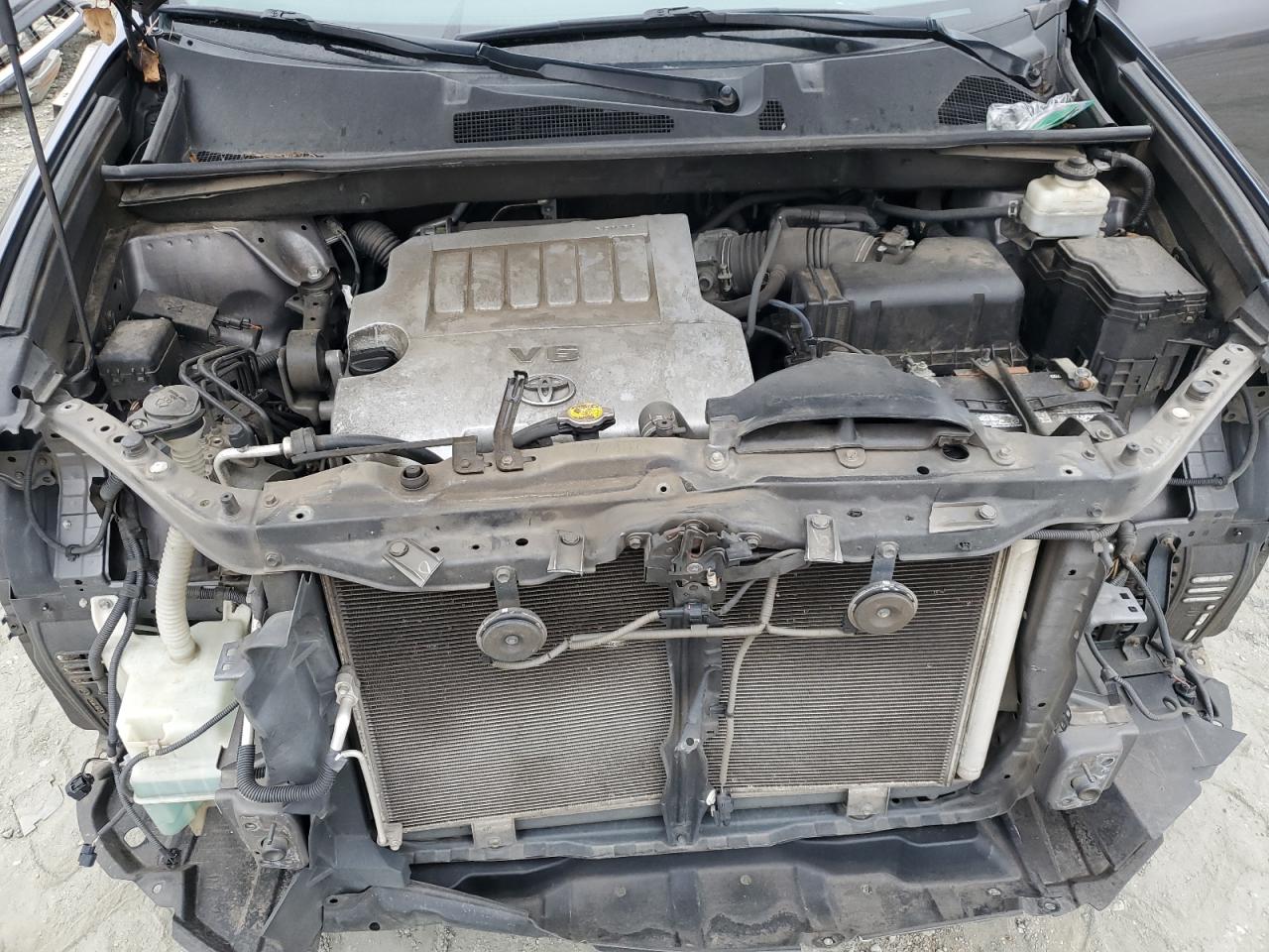 2011 Toyota Highlander - Image 12