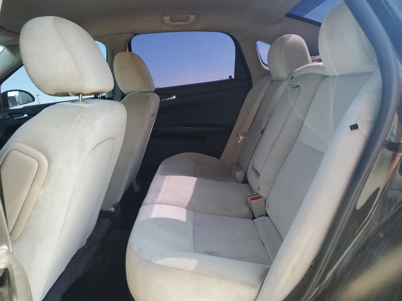 2015 Chevrolet Impala - Image 10