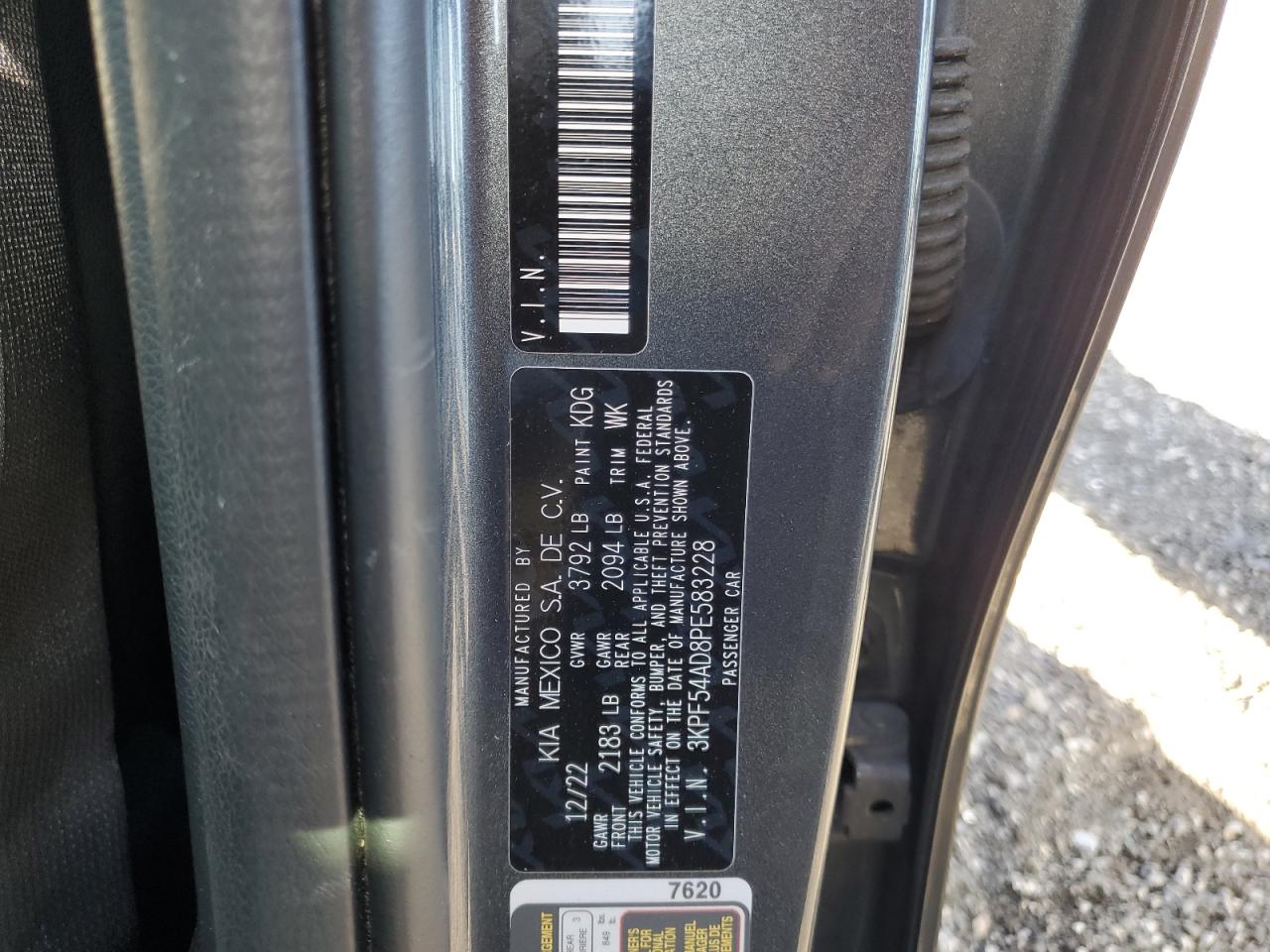 2023 Kia Forte - Image 13