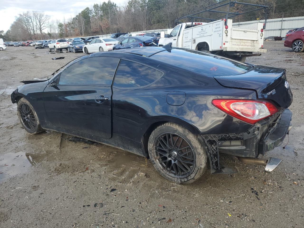 2012 Hyundai Genesis - Image 2