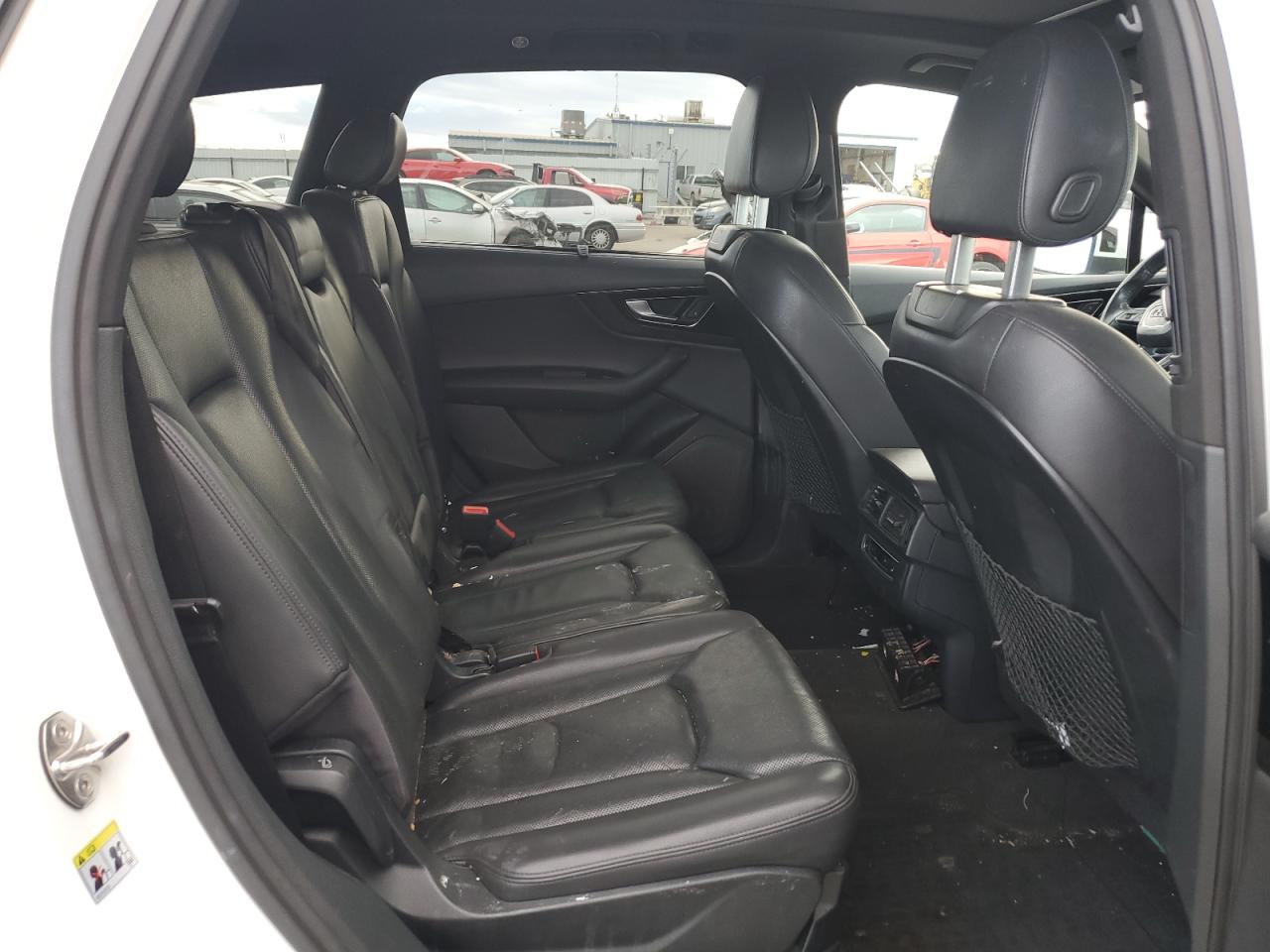 2017 Audi Q7 - Image 11