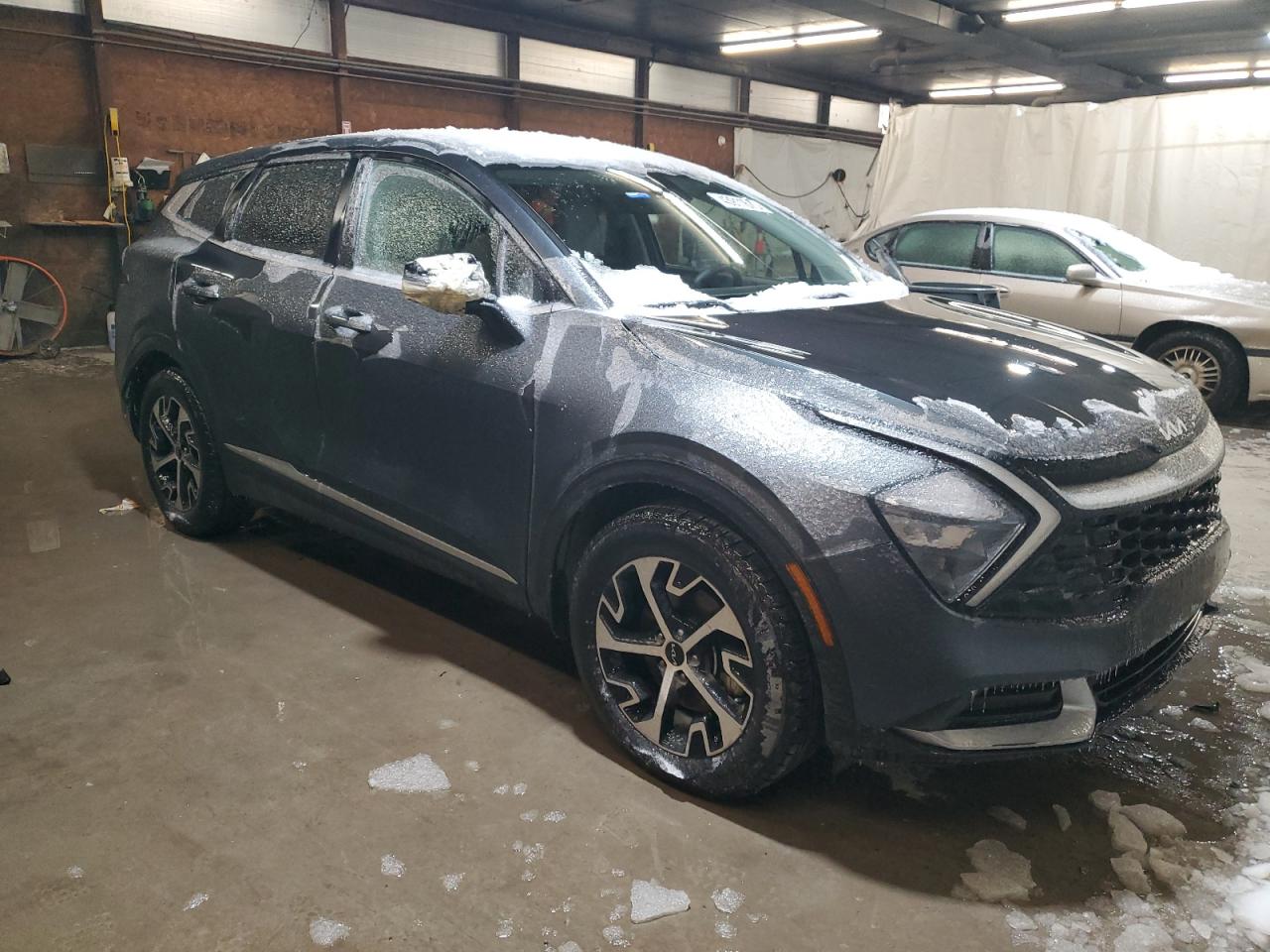 2023 Kia Sportage - Image 4