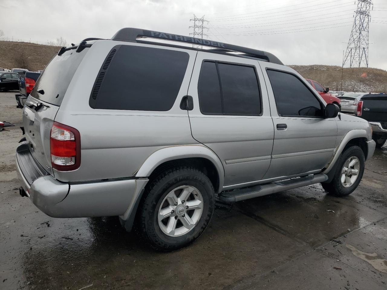2004 Nissan Pathfinder - Image 3