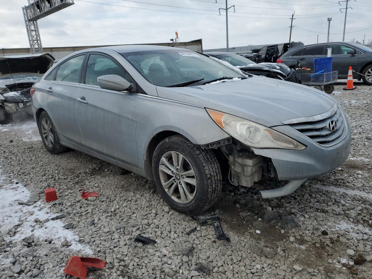 2011 Hyundai Sonata - Image 4