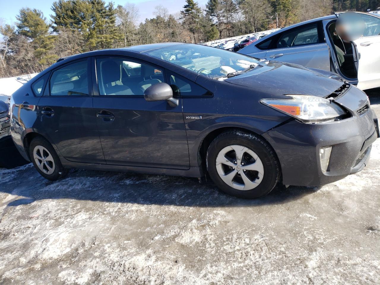 2012 Toyota Prius - Image 4