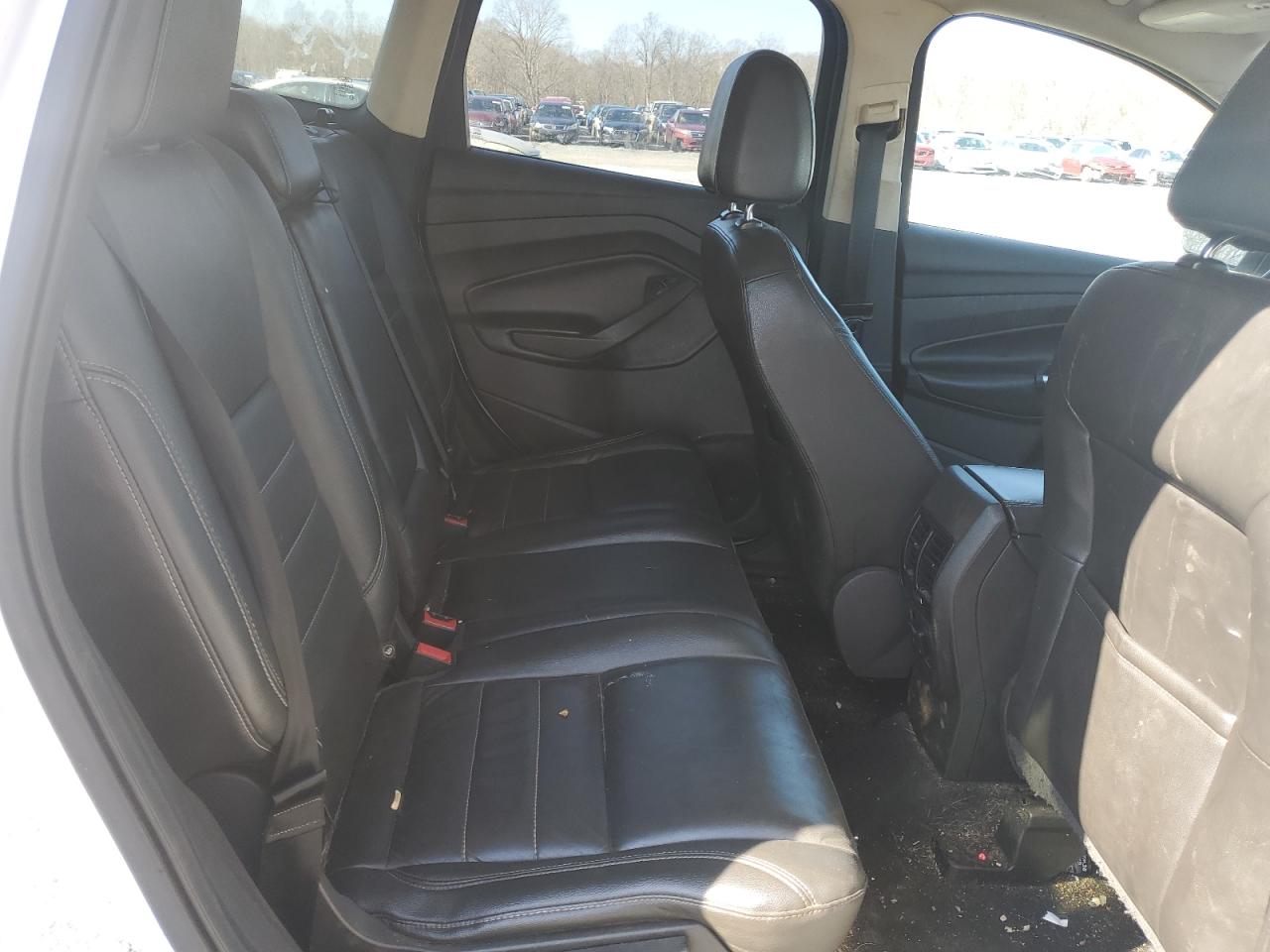 2015 Ford Escape - Image 12