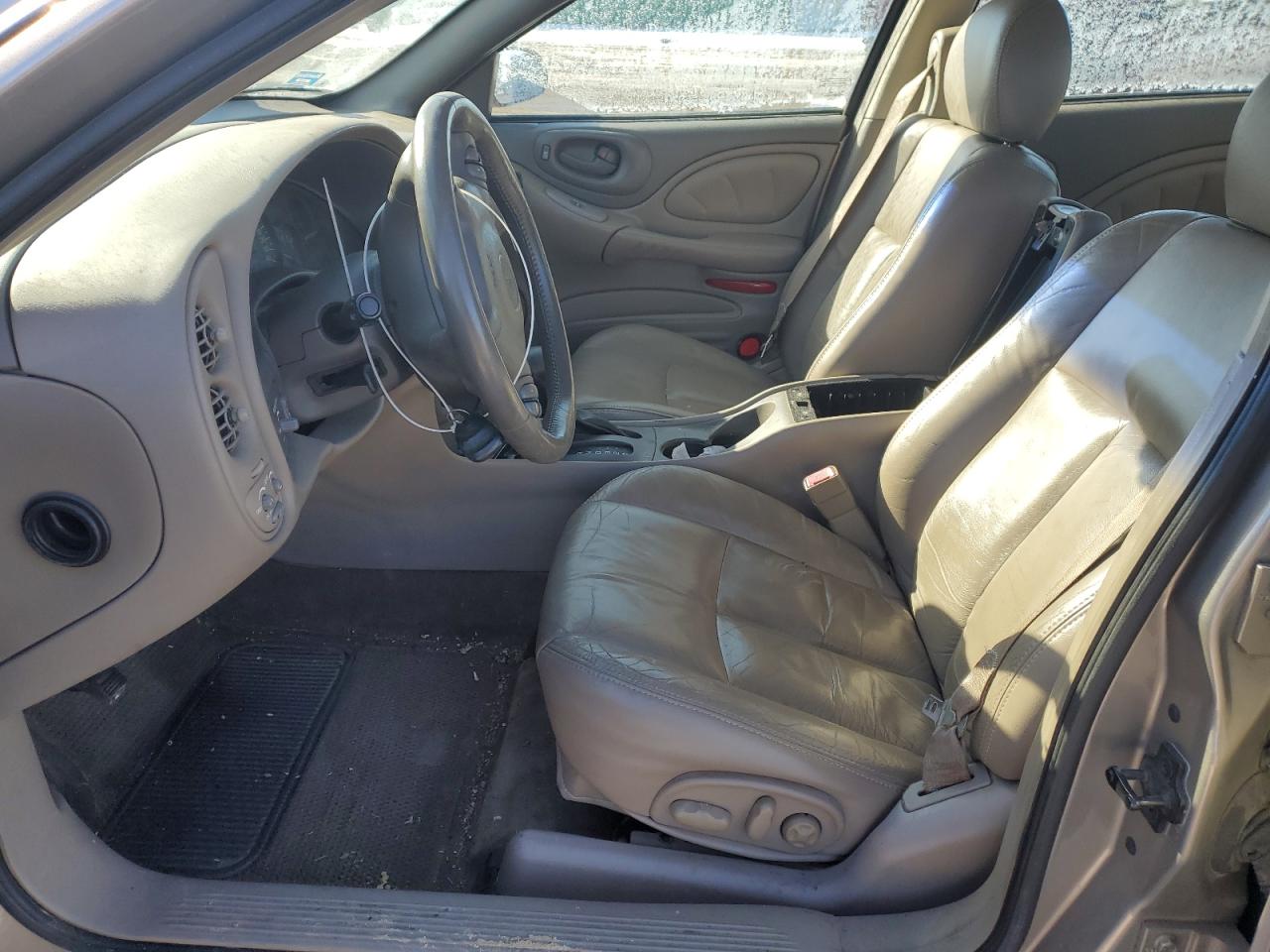 2003 Pontiac Bonneville - Image 7