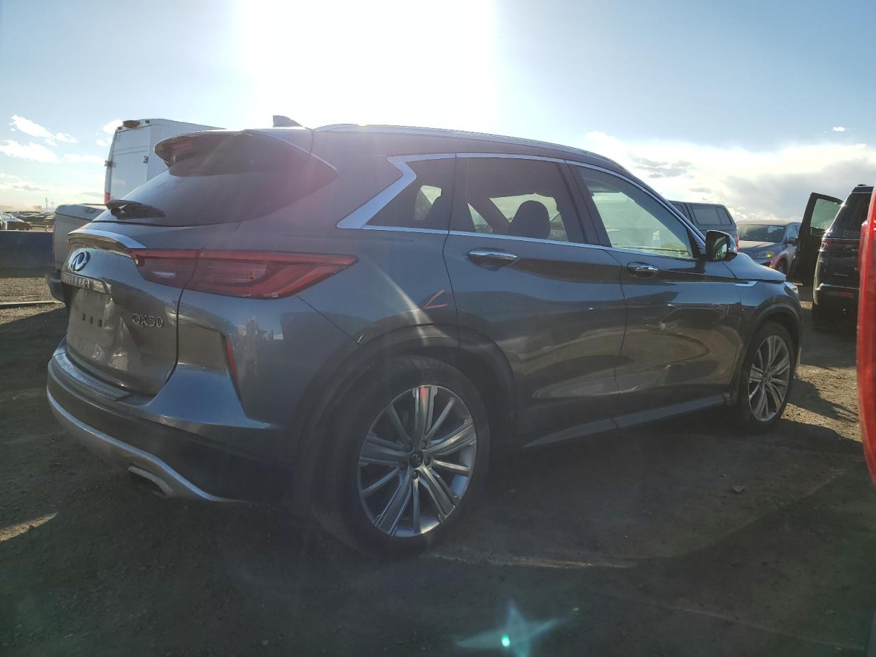 2020 Infiniti QX50 - Image 3