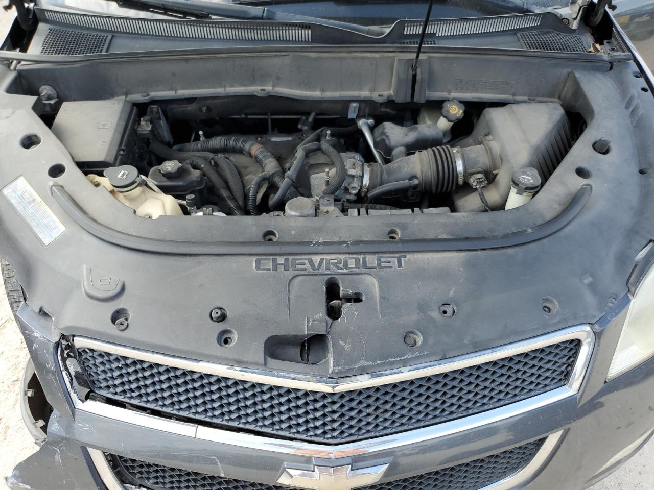 2010 Chevrolet Traverse - Image 12